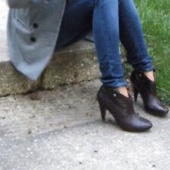 Coach Aliza booties - Picture 8 of 8